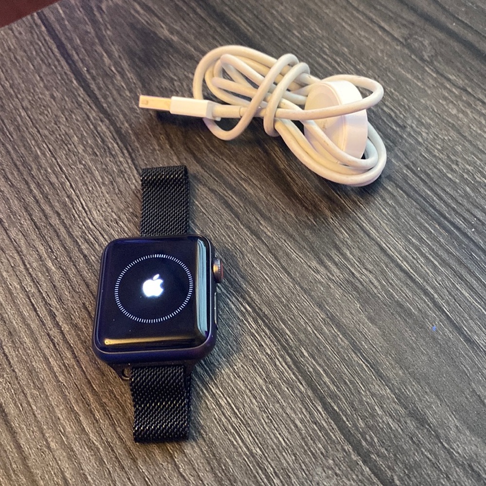 Series 3 Apple Watch CELLULAR